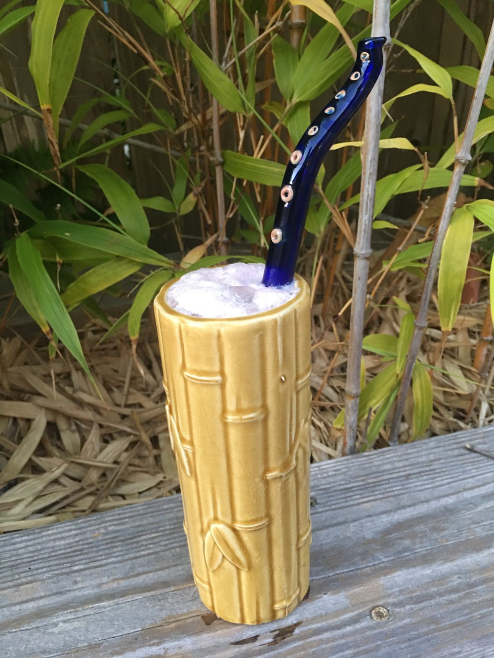 STRAWTHULU Surfside Sips