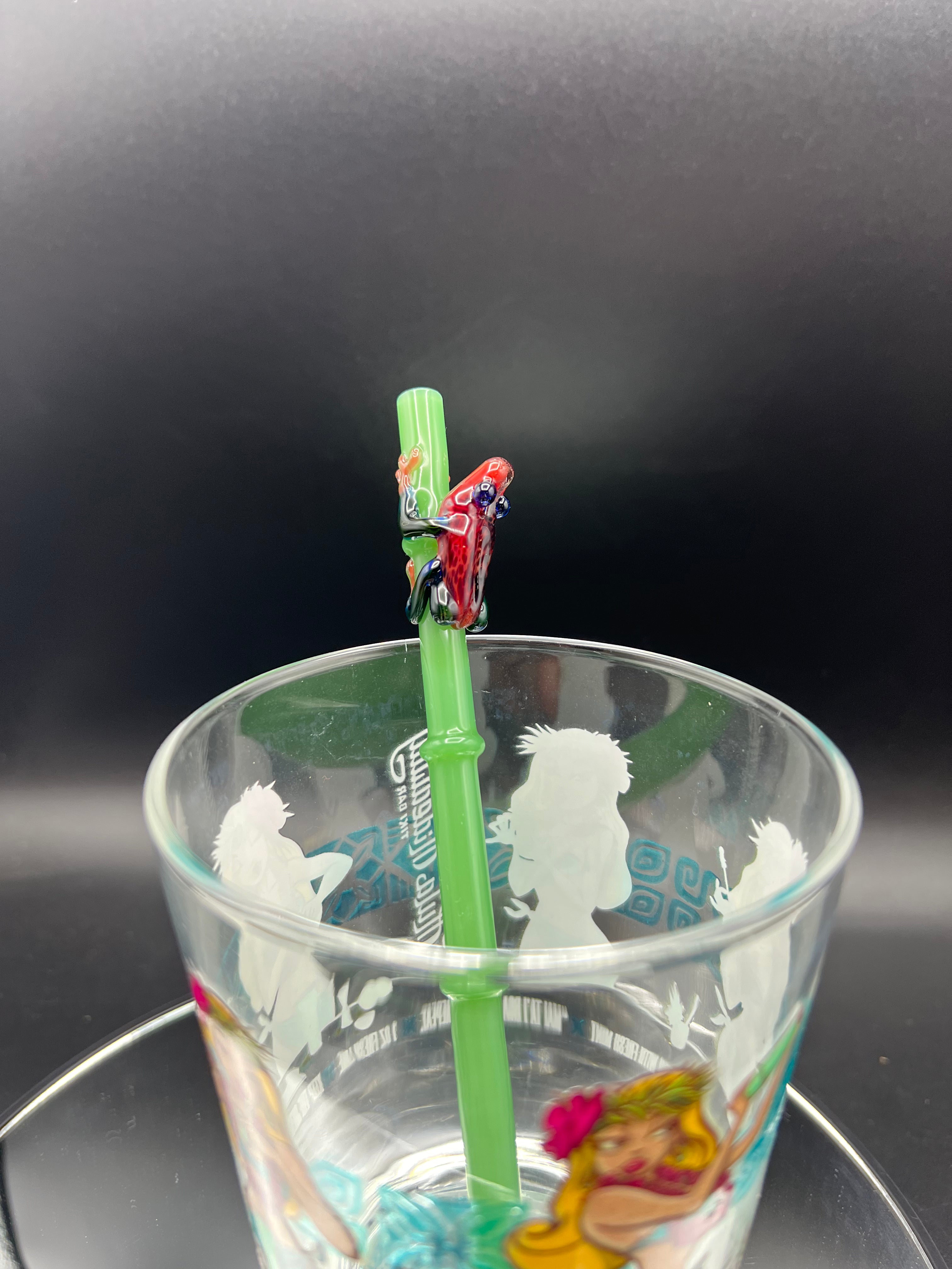 Add “Ferdinand” the Baby Tree Frog to any straw (straw sold separately) Surfside Sips