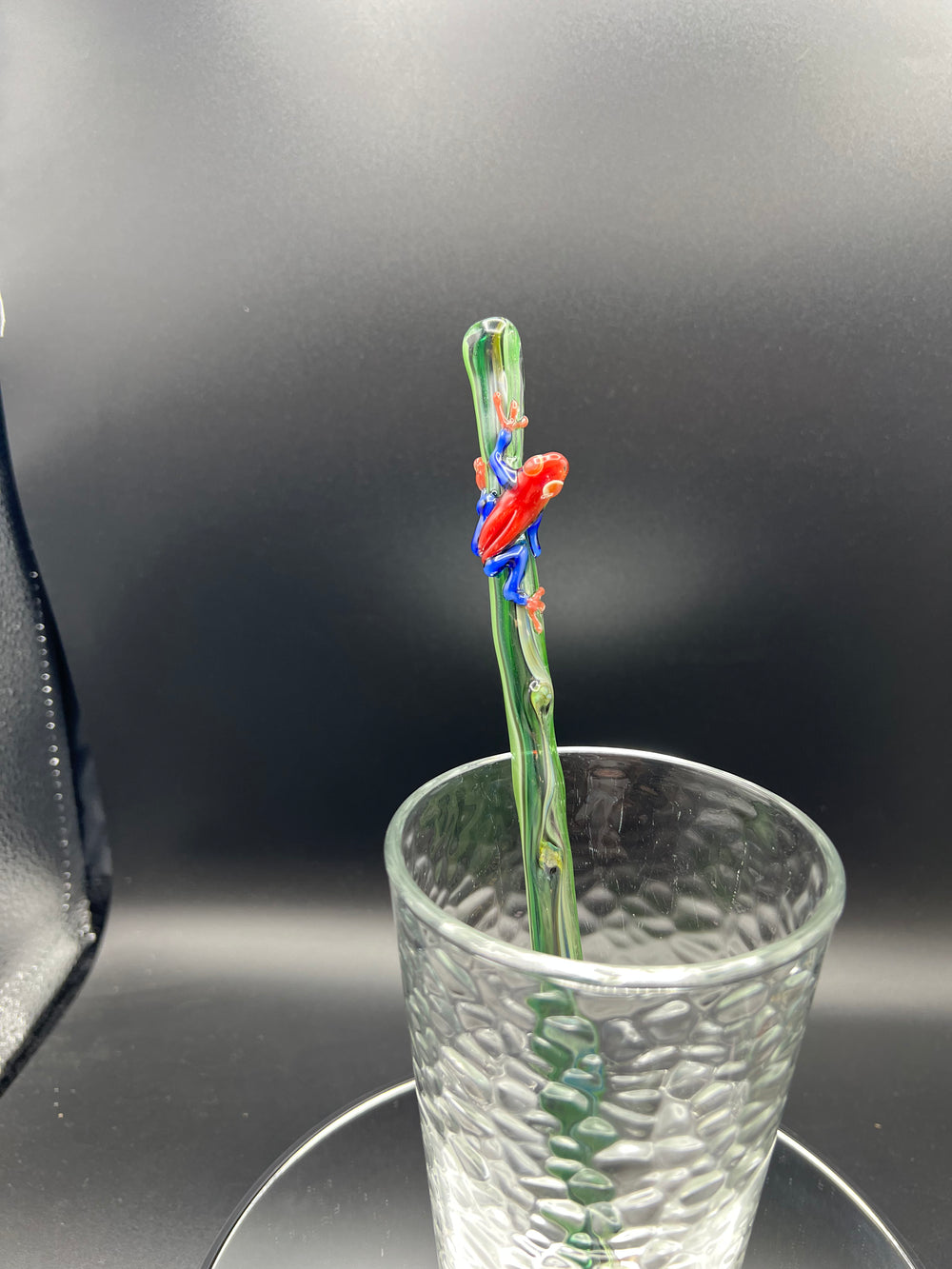 Add “Ferdinand” the Baby Tree Frog to any straw (straw sold separately) Surfside Sips