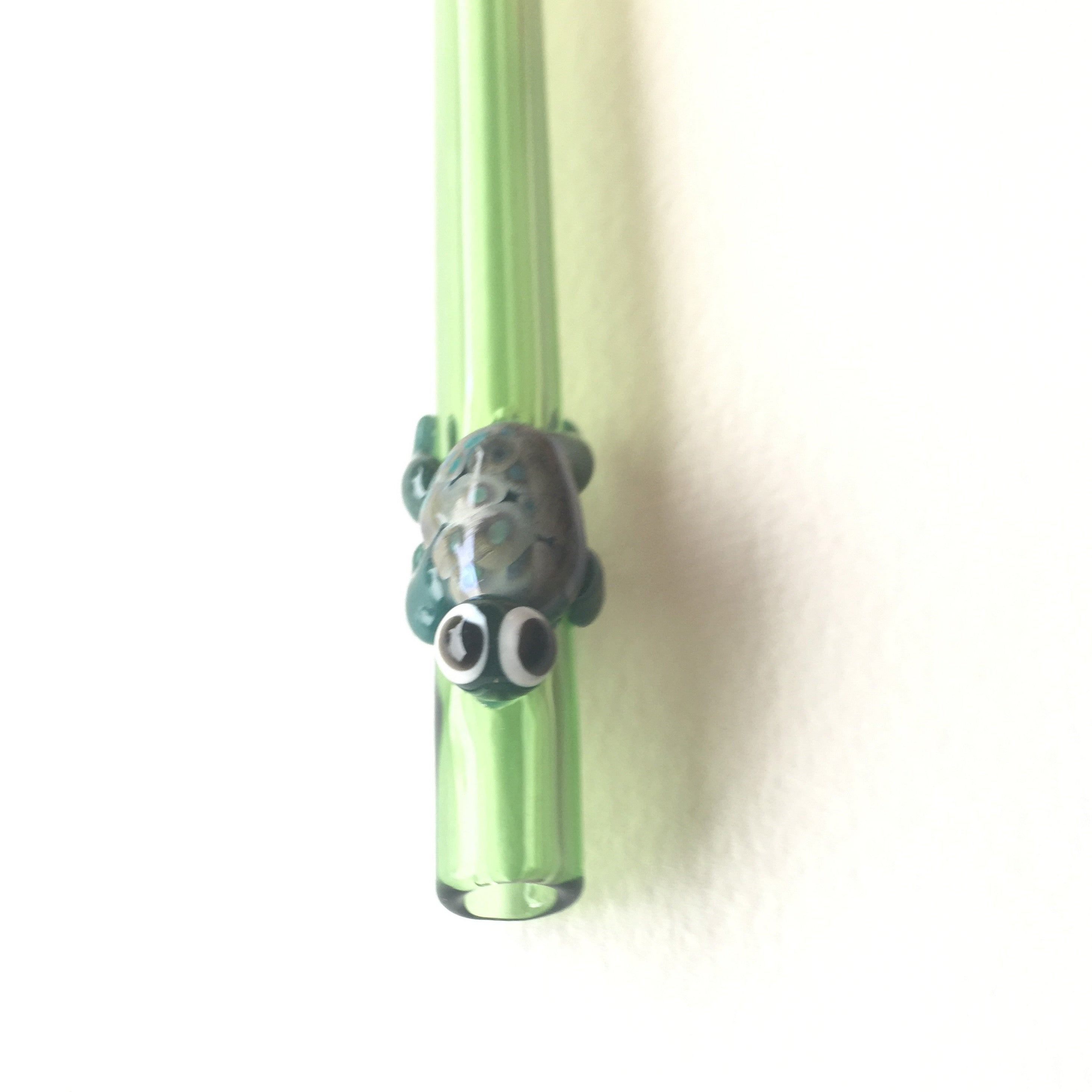 Add “Naya” the Baby Sea Turtle to any straw (straw sold separately) Surfside Sips