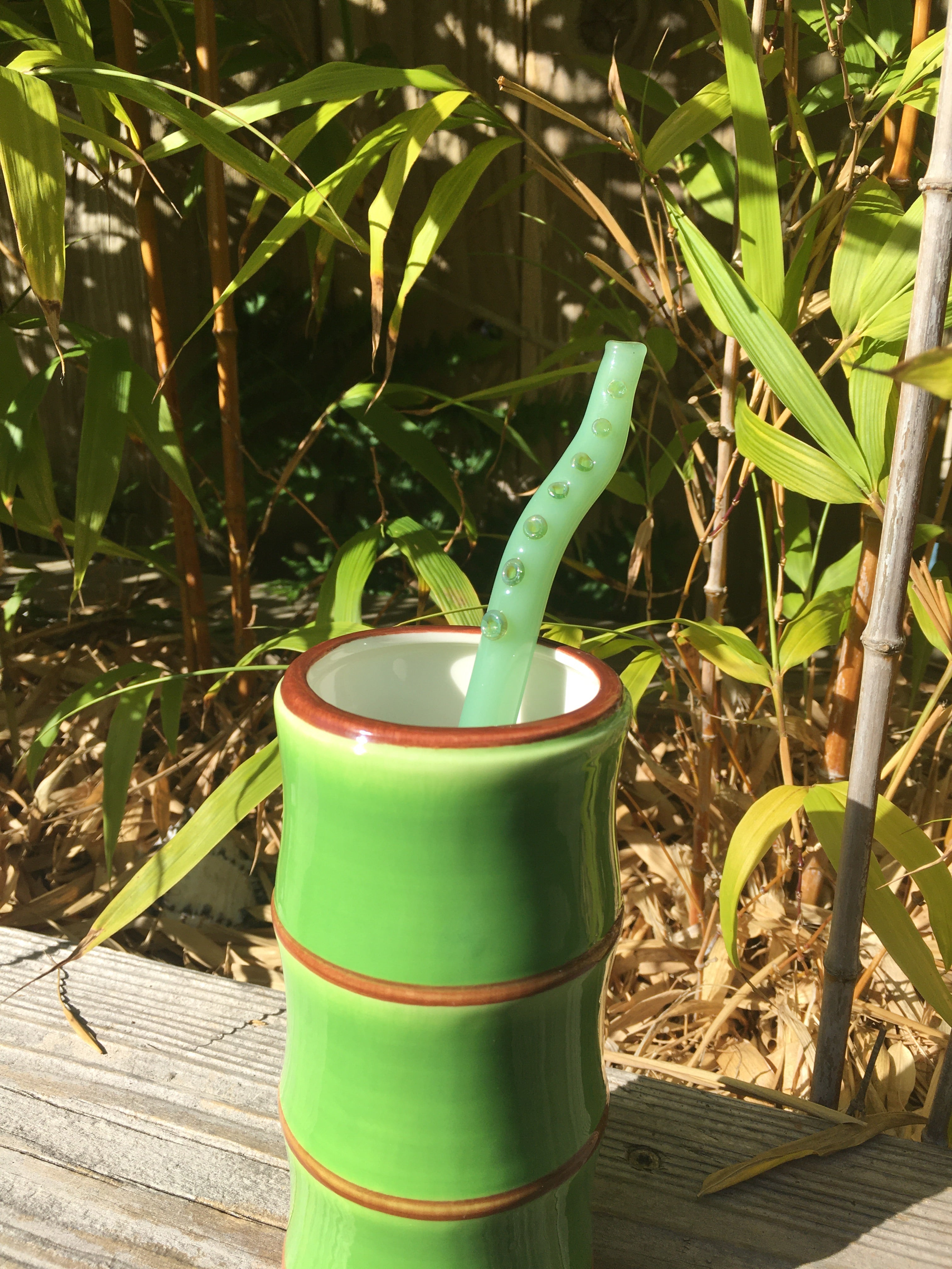 STRAWTHULU Surfside Sips